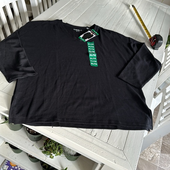 Ellen Tracy size XL ribbed, black, long sleeve V-neck shirt NWT slits I. Side - Picture 7 of 11